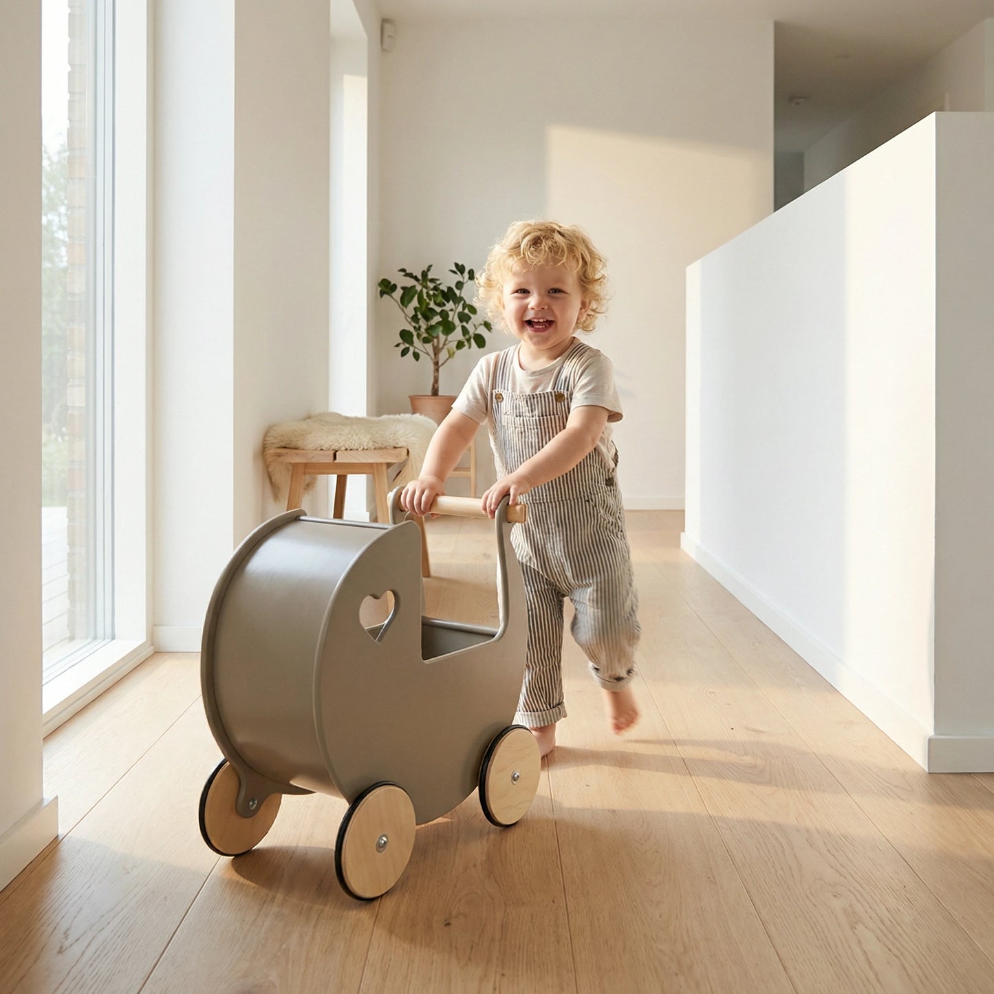 Luxury doll stroller brown